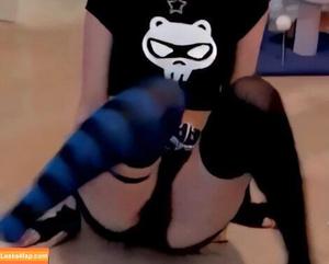 Emiru photo #1216