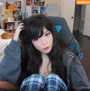 Emiru photo #1479