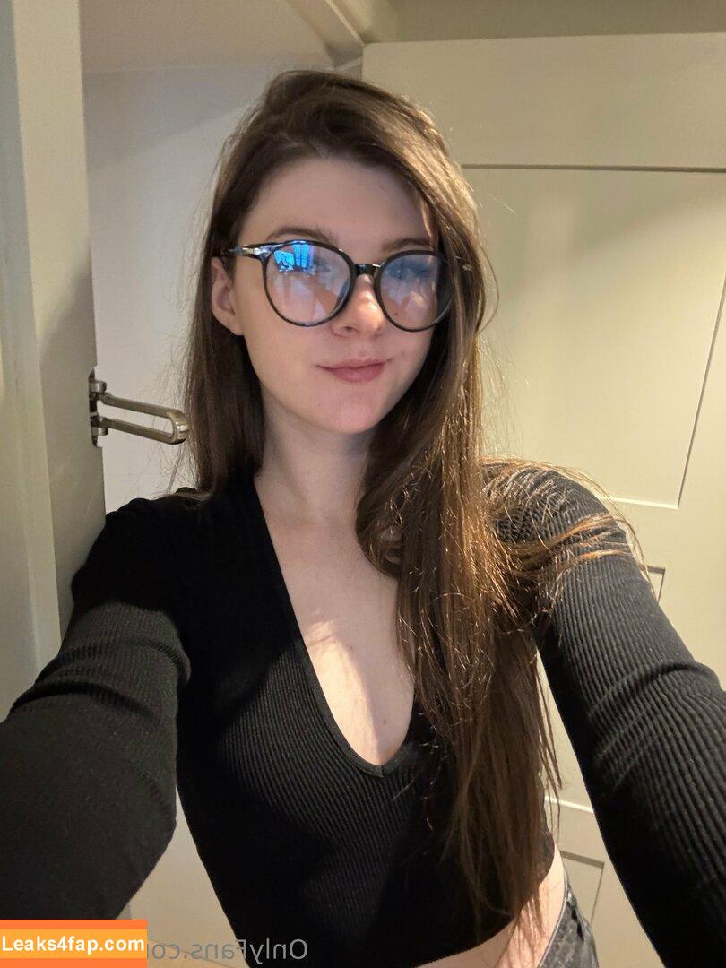 F1nn5ter / StreamerBans / rosetwitch leaked photo photo #0005