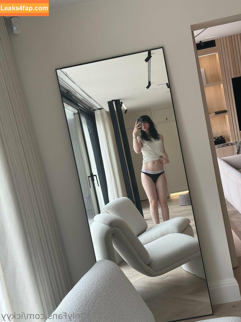 F1nn5ter / StreamerBans / rosetwitch leaked photo photo #0633