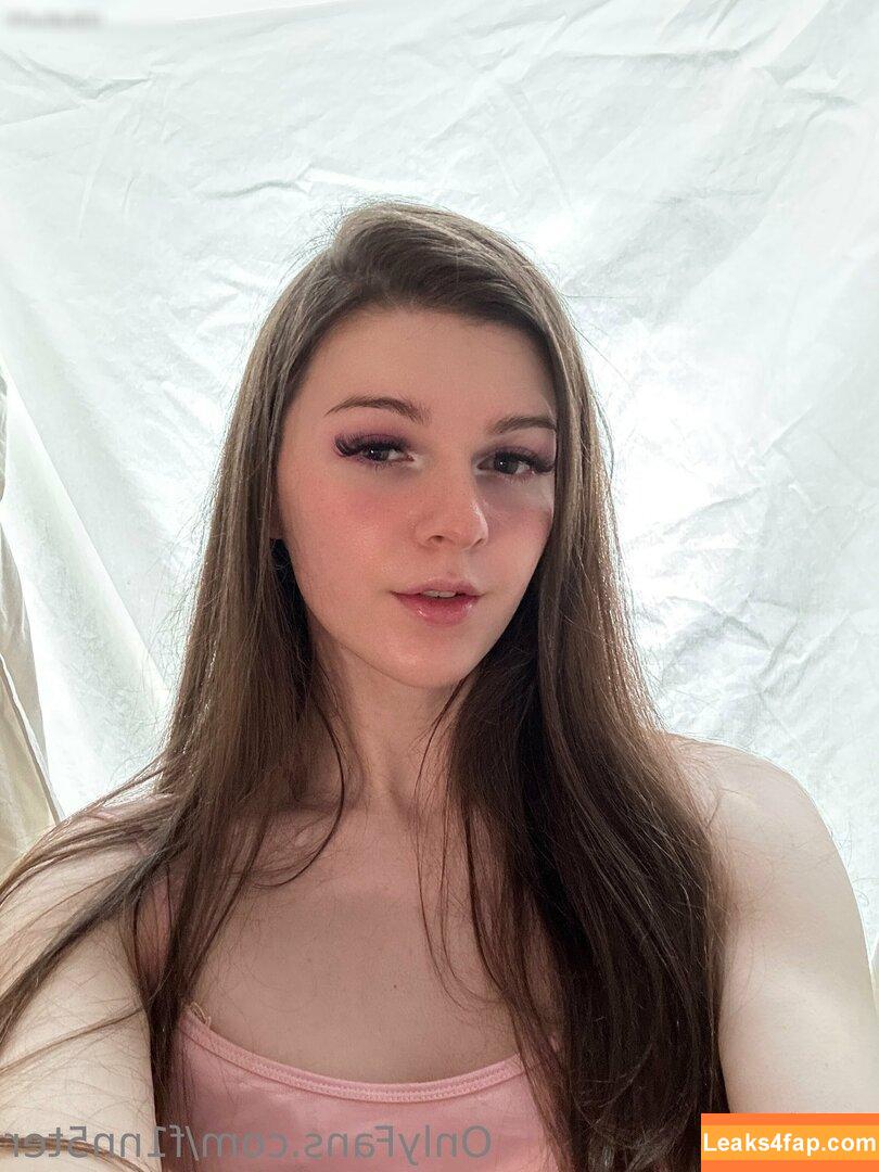 F1nn5ter / StreamerBans / rosetwitch leaked photo photo #0734