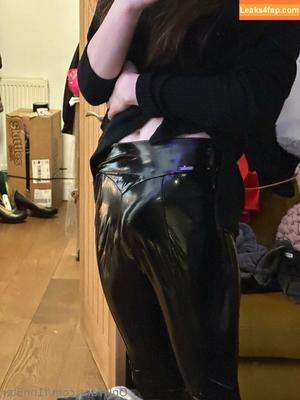 F1nn5ter photo #0258