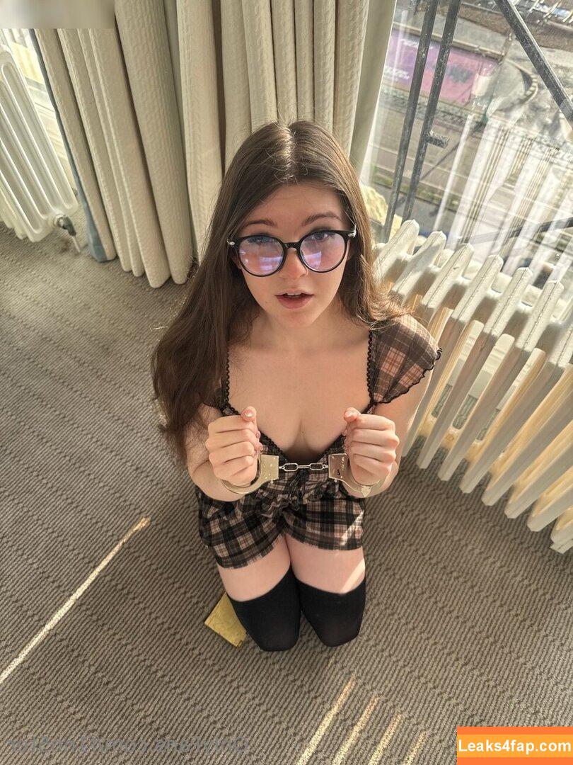 F1nn5ter / StreamerBans / rosetwitch leaked photo photo #1124