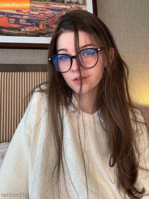 F1nn5ter photo #2346