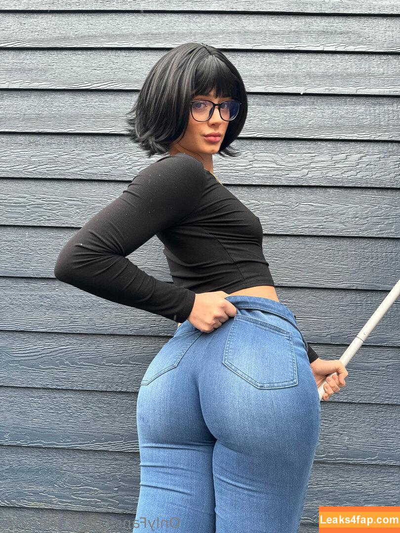 karamitch / jakarabellaa leaked photo photo #0012