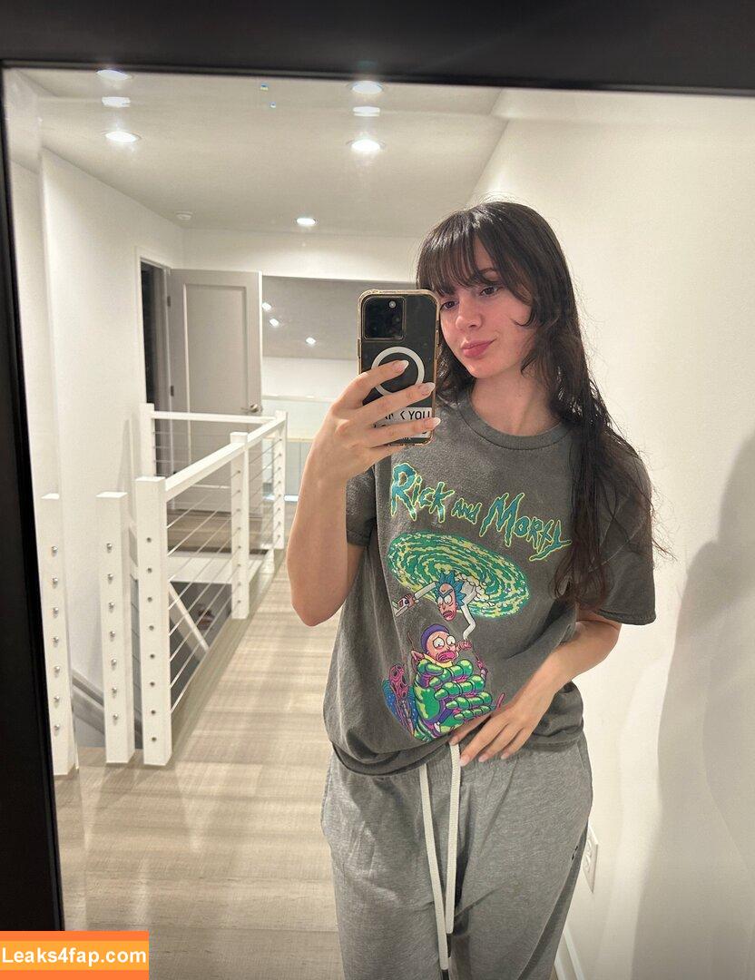 karamitch / jakarabellaa leaked photo photo #0030
