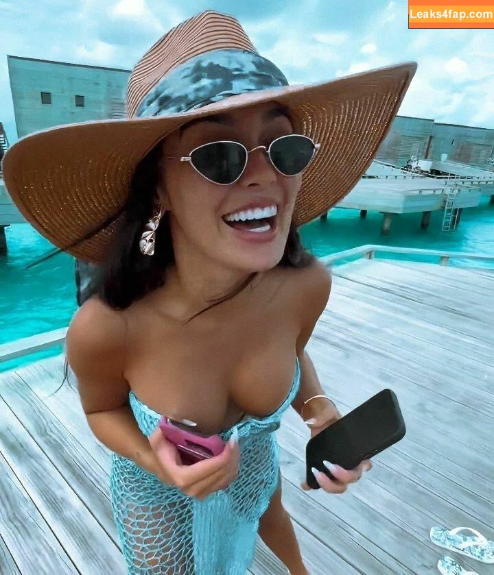 Larissa Santos / larisantosbe leaked photo photo #0014