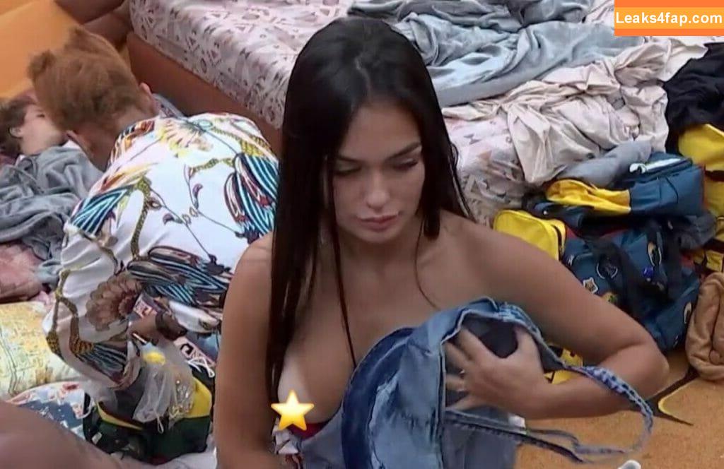 Larissa Santos / larisantosbe слитое фото фото #0117