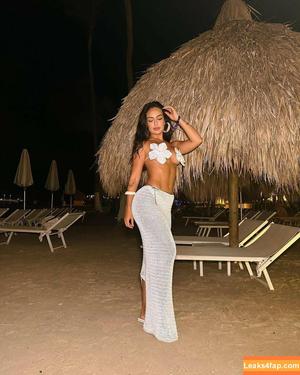 Larissa Santos photo #0073