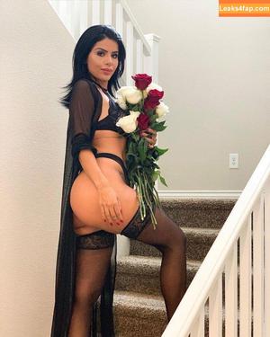 Larissa Santos photo #0119