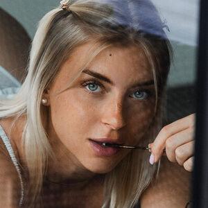 random model