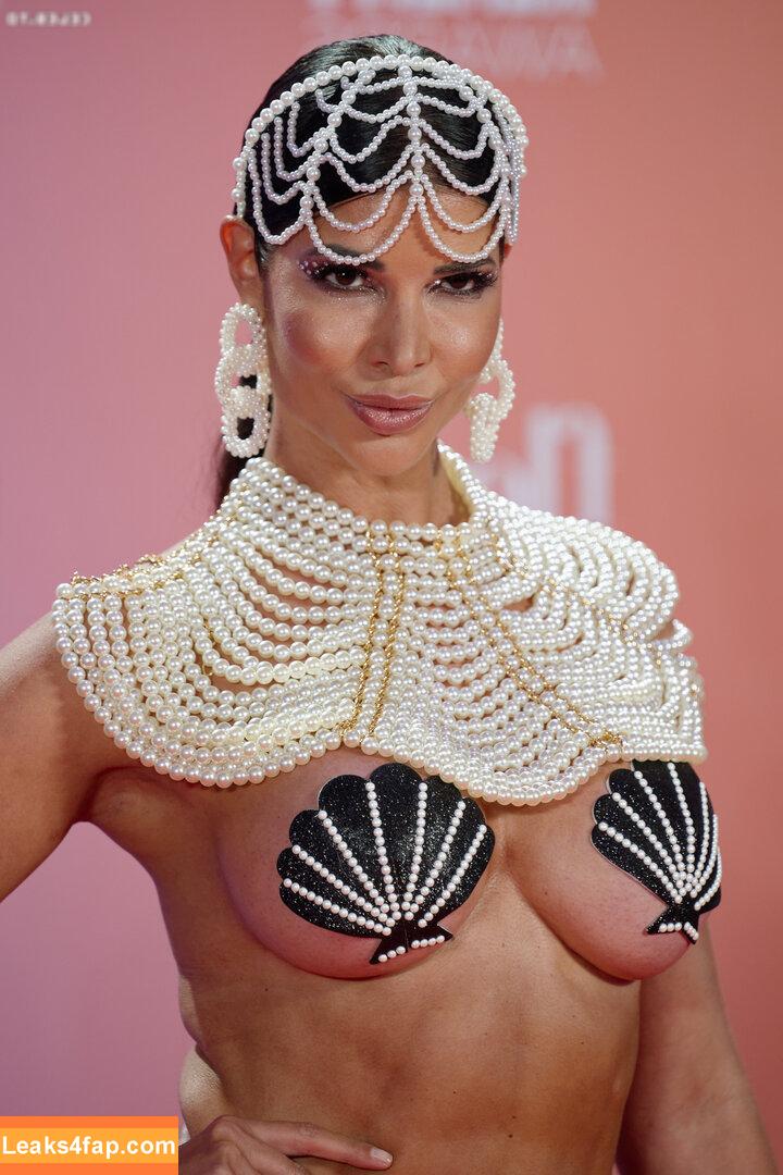 Micaela Schäfer /  leaked photo photo #0066