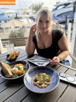 Mr Lucky POV photo #0127