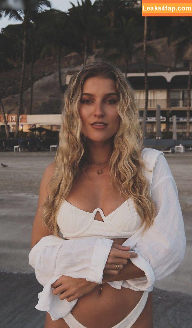 Sandra Janina van der Heide /  leaked photo photo #0008