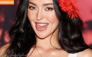 Serena Becker photo #0005