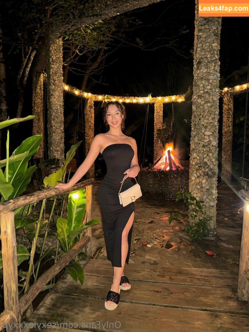 sexylexxxyp / puertoricanlexy leaked photo photo #0016