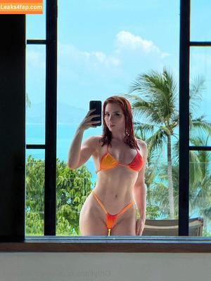 Sweetie Fox photo #0001