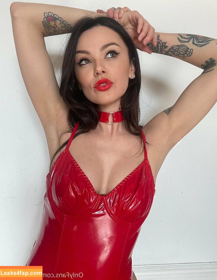 Vikki Blows / vikkiblowsie leaked photo photo #0011