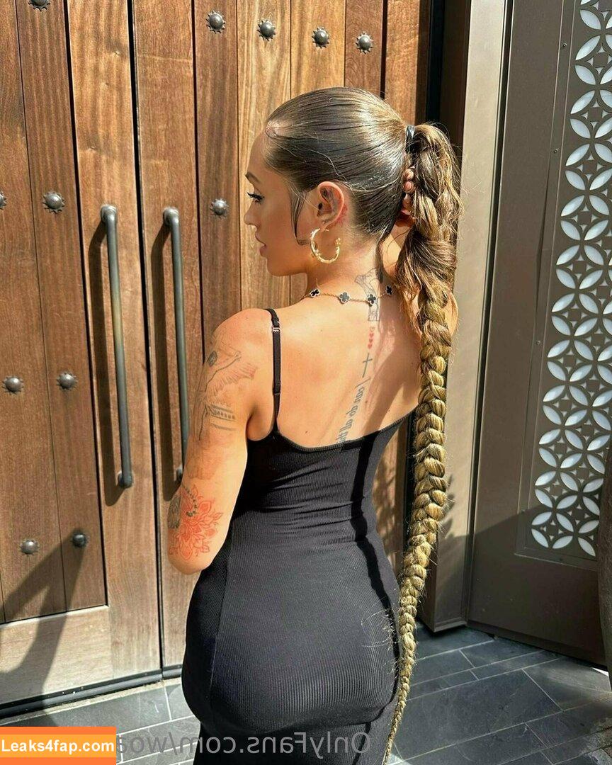 woahhvicky / woahvicky leaked photo photo #0001