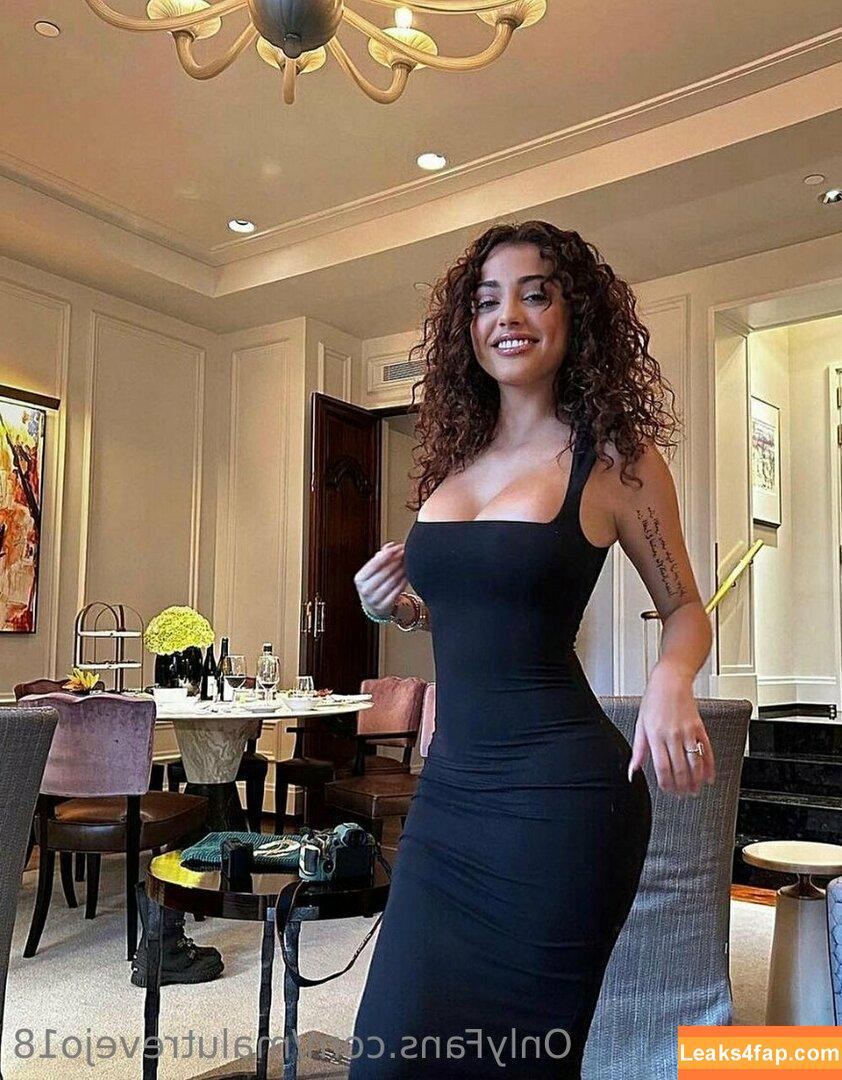 Malu Trevejo / malutrevejo / malutrevejo18 leaked photo photo #0001