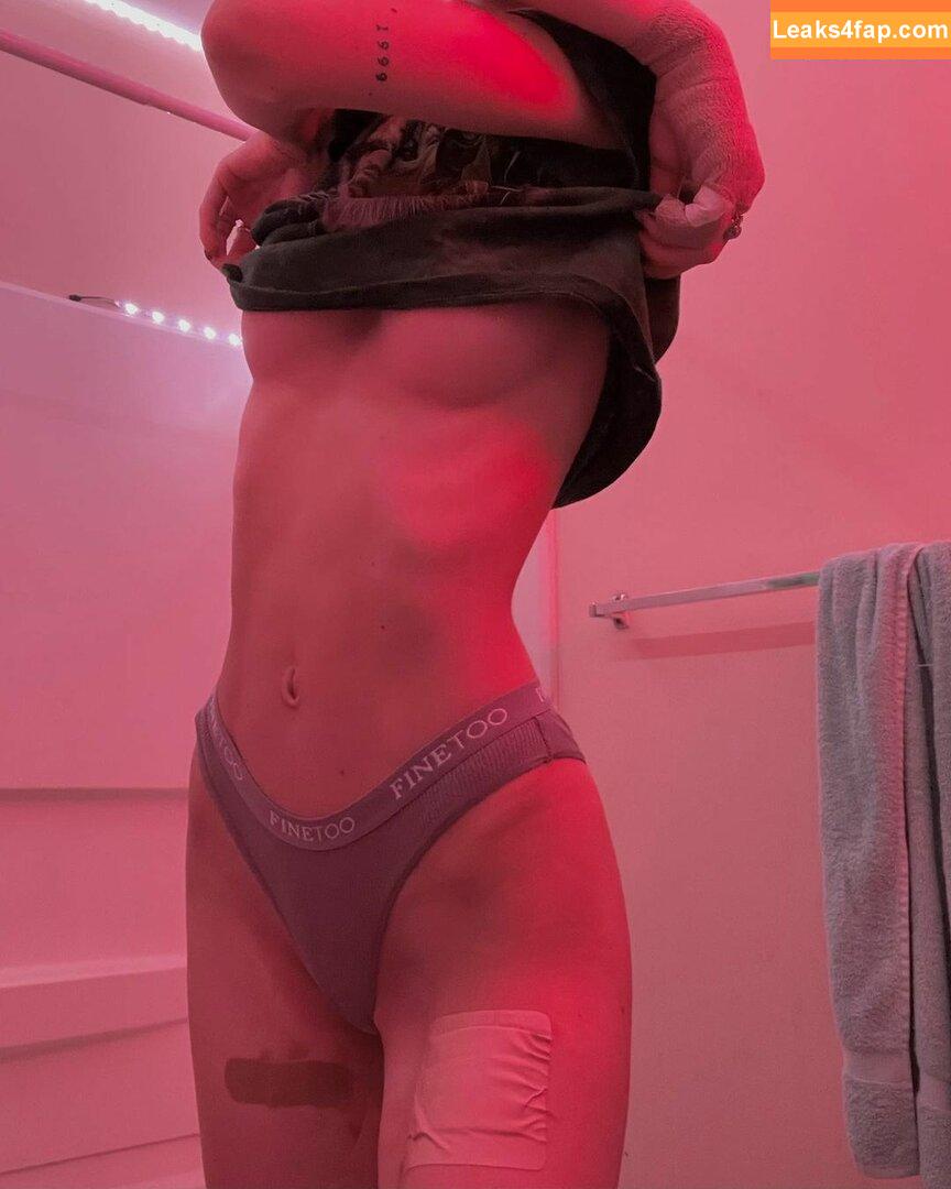 143joannagc / Joanna Crauswell leaked photo photo #0027