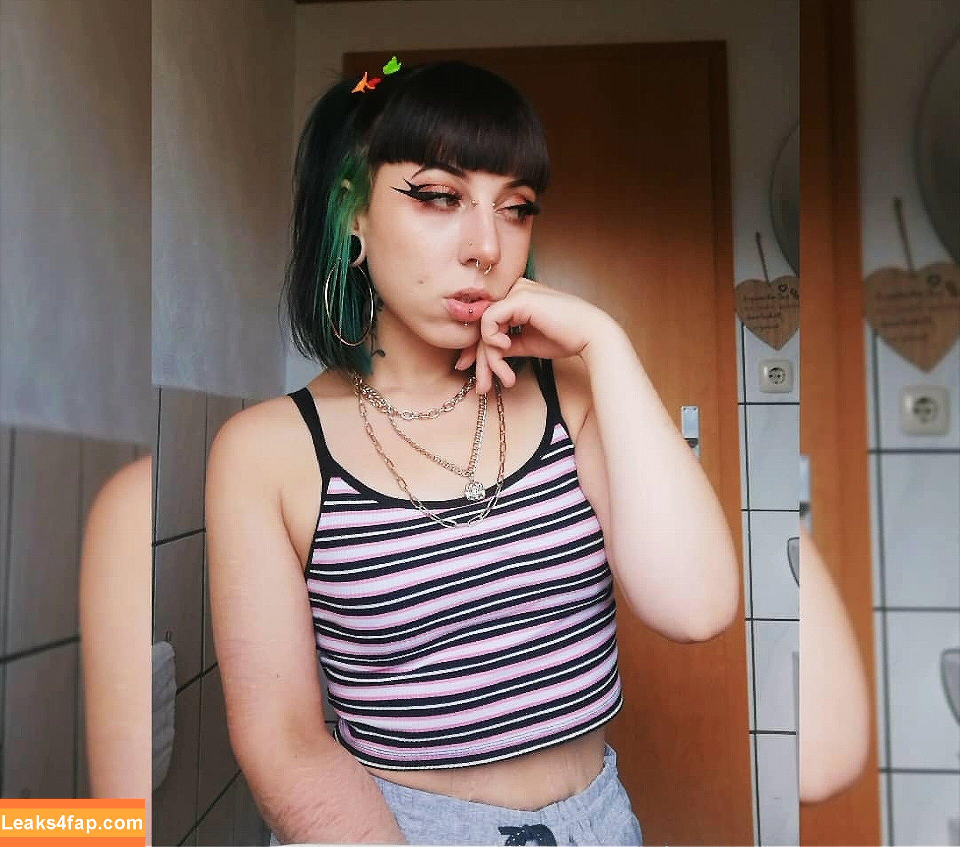 144memories /  leaked photo photo #0029