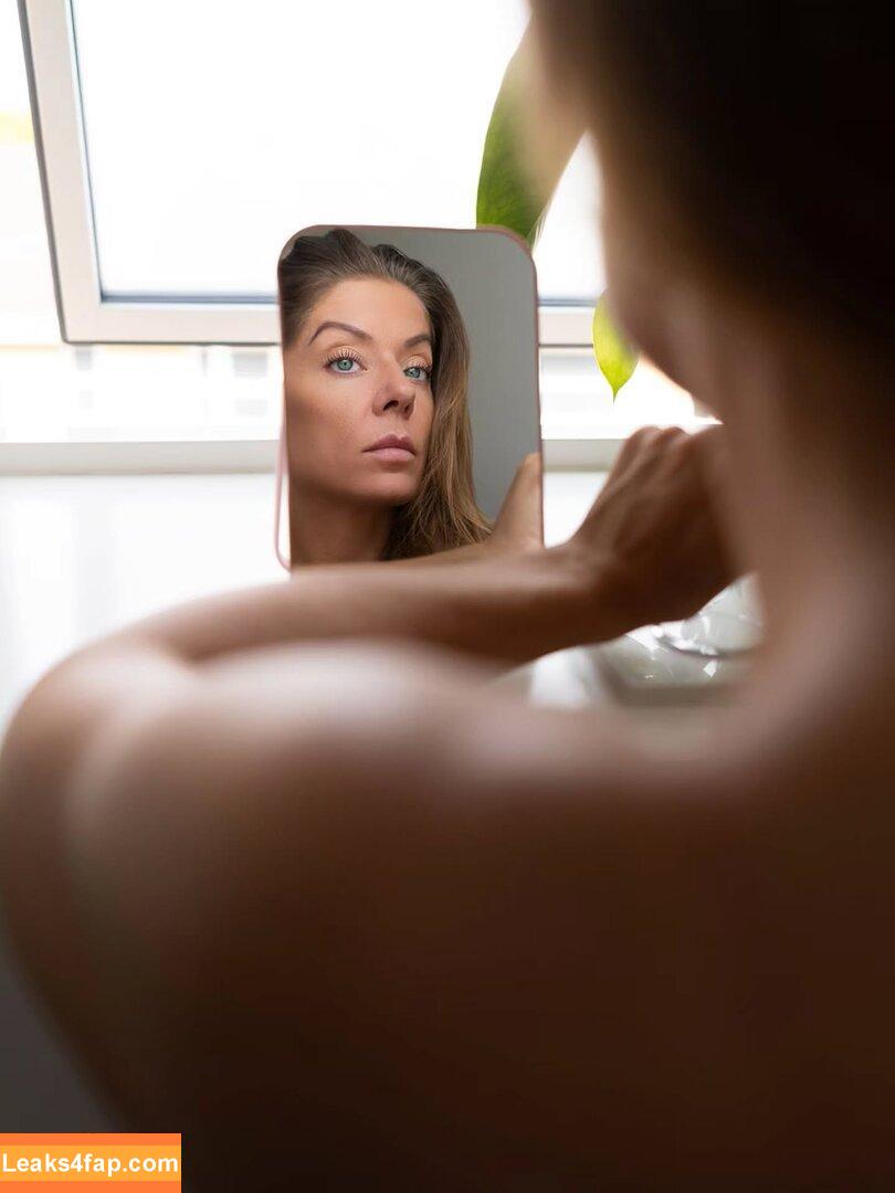 Missmiafit / miasand leaked photo photo #0002