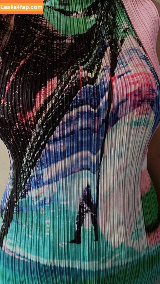 Adelaide Tonte / adelaidetonte leaked photo photo #0002