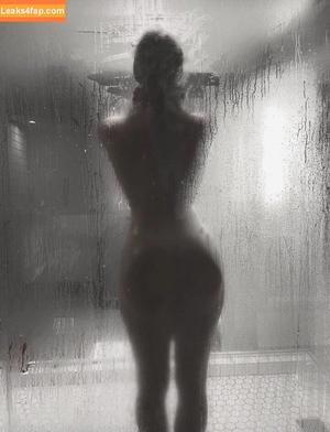 Alysha Newman photo #0116