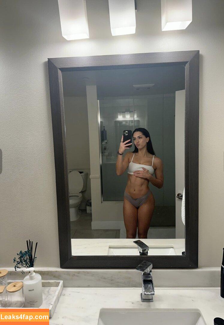 builtbybells / bellabumzy / builtbybellls leaked photo photo #0002