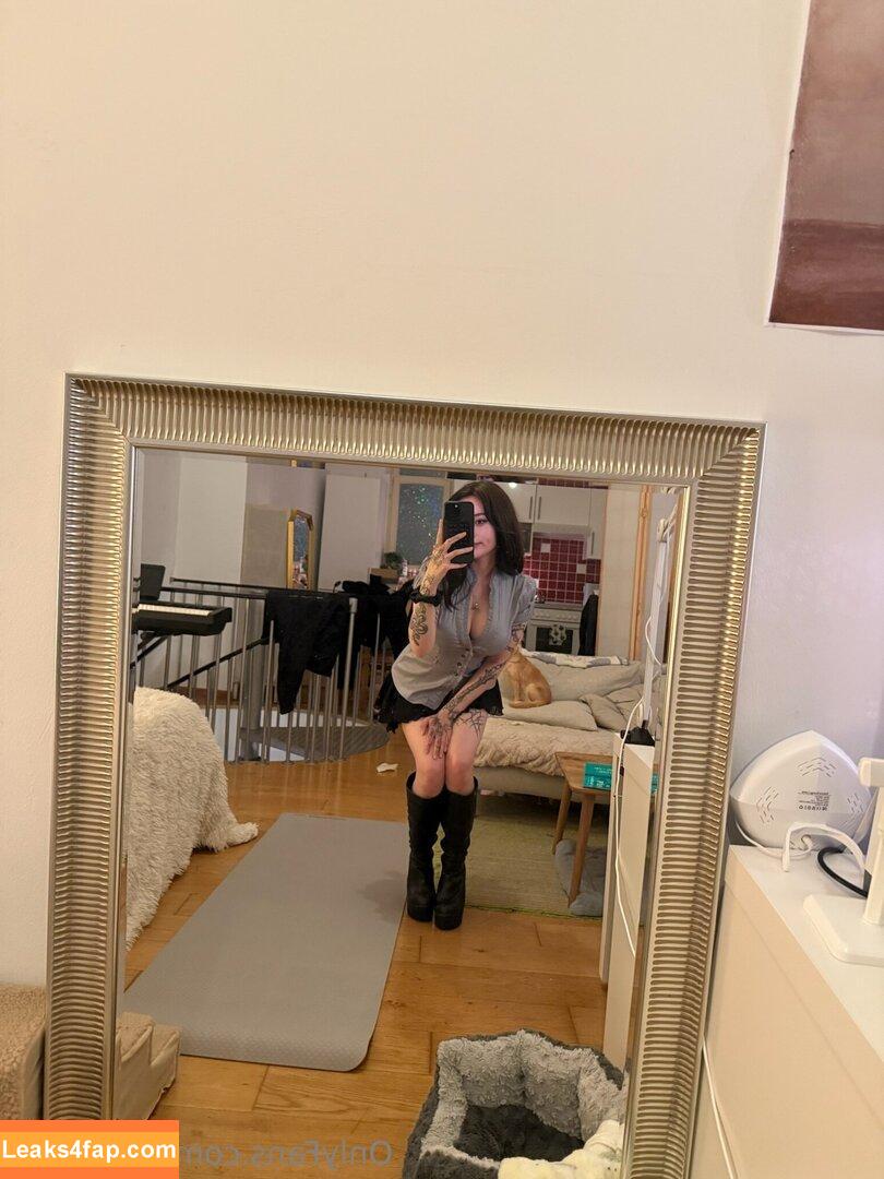 JadeyAnh / ja.dey / vylerria leaked photo photo #0023