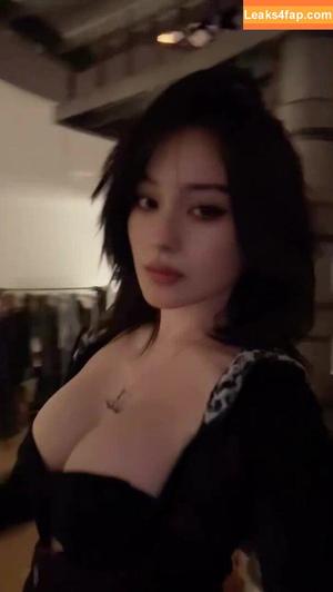 JadeyAnh photo #0011