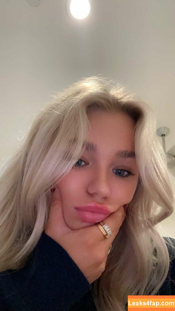 Katie Sigmond / katiesigmondd leaked photo photo #0402