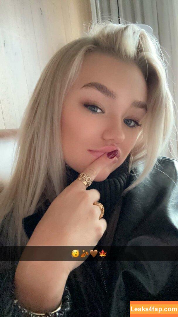 Katie Sigmond / katiesigmondd leaked photo photo #0459