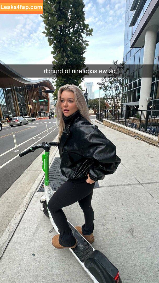 Katie Sigmond / katiesigmondd leaked photo photo #0463