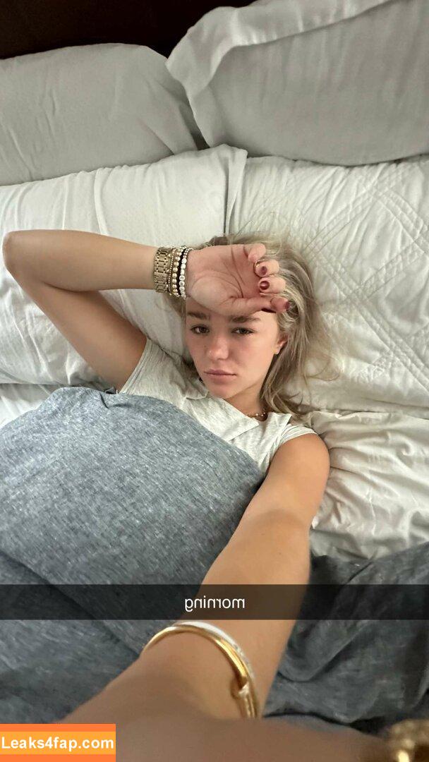 Katie Sigmond / katiesigmondd leaked photo photo #0492