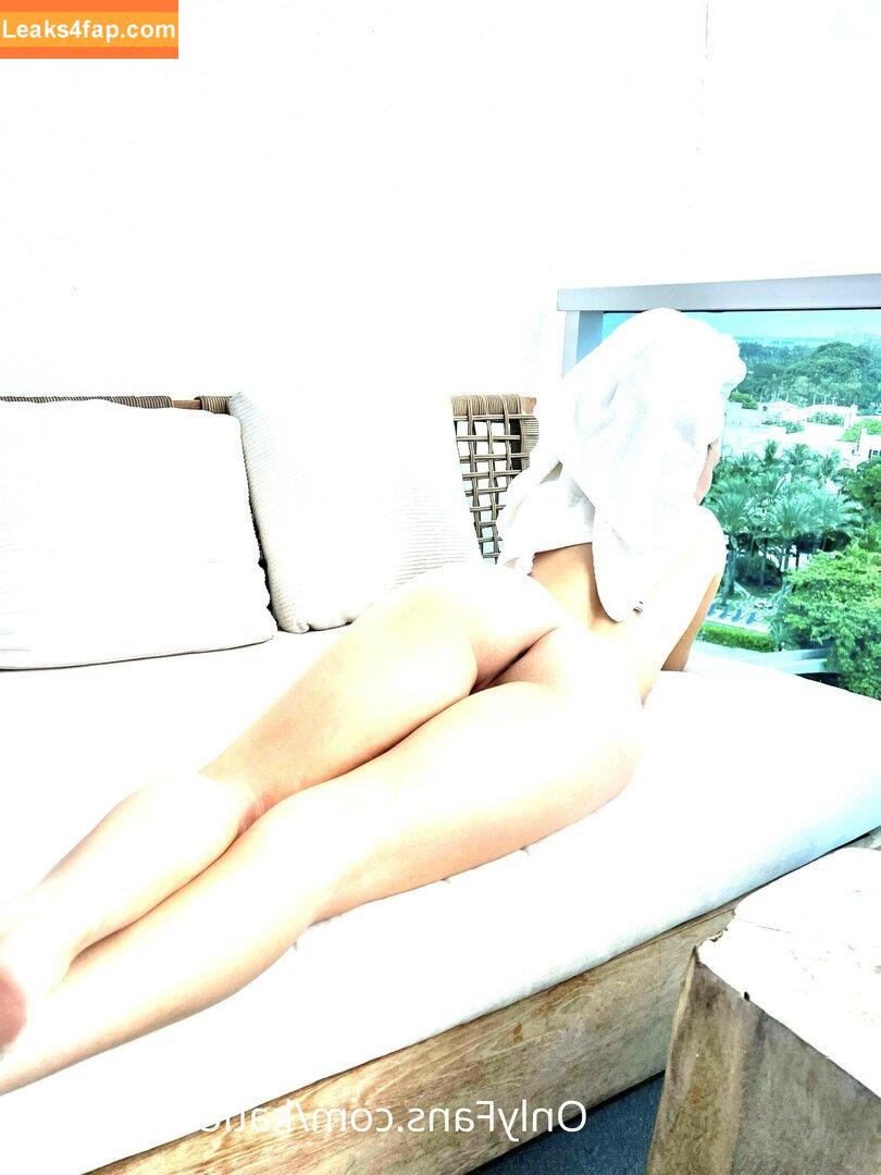 Katie Sigmond / katiesigmondd leaked photo photo #0701
