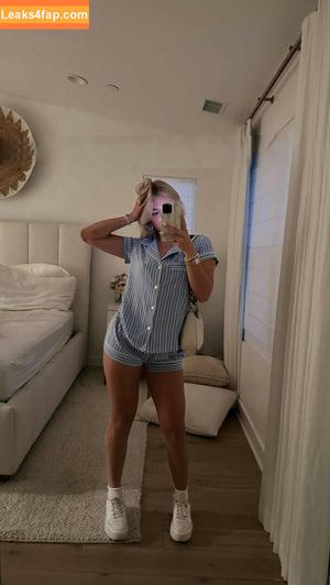 Katie Sigmond photo #0176