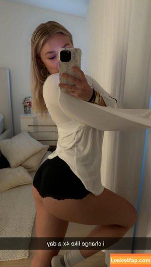 Katie Sigmond photo #0370
