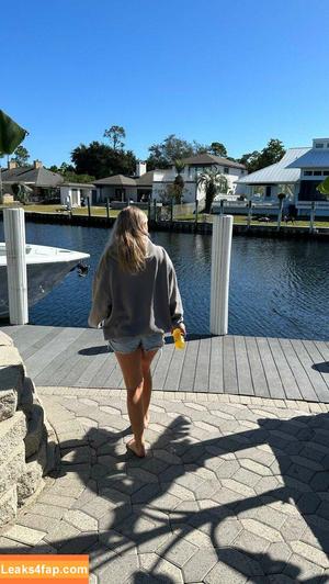 Katie Sigmond photo #0481