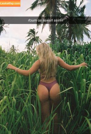 Katie Sigmond photo #0966