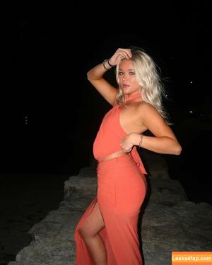 Katie Sigmond photo #1171