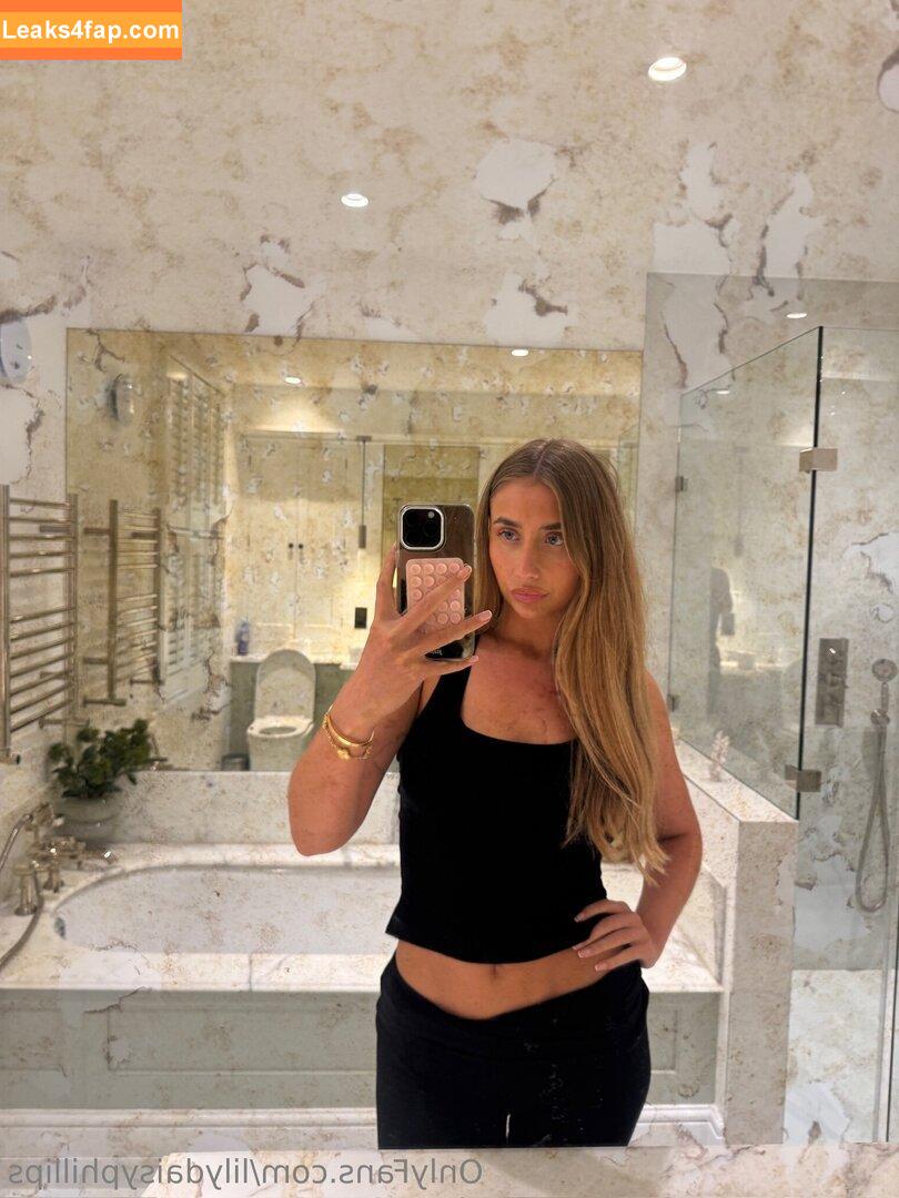 Lillian Phillips / https: / lilydaisyphillips / lilyphillip_s слитое фото фото #0085