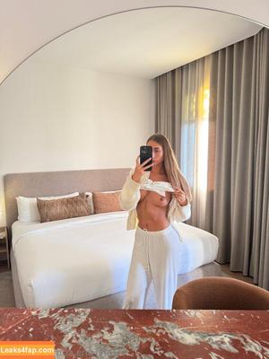 Lillian Phillips photo #0279