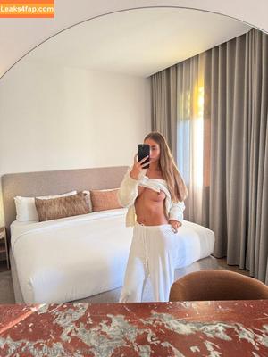 Lillian Phillips photo #0281