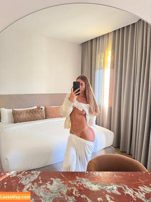 Lillian Phillips photo #0283