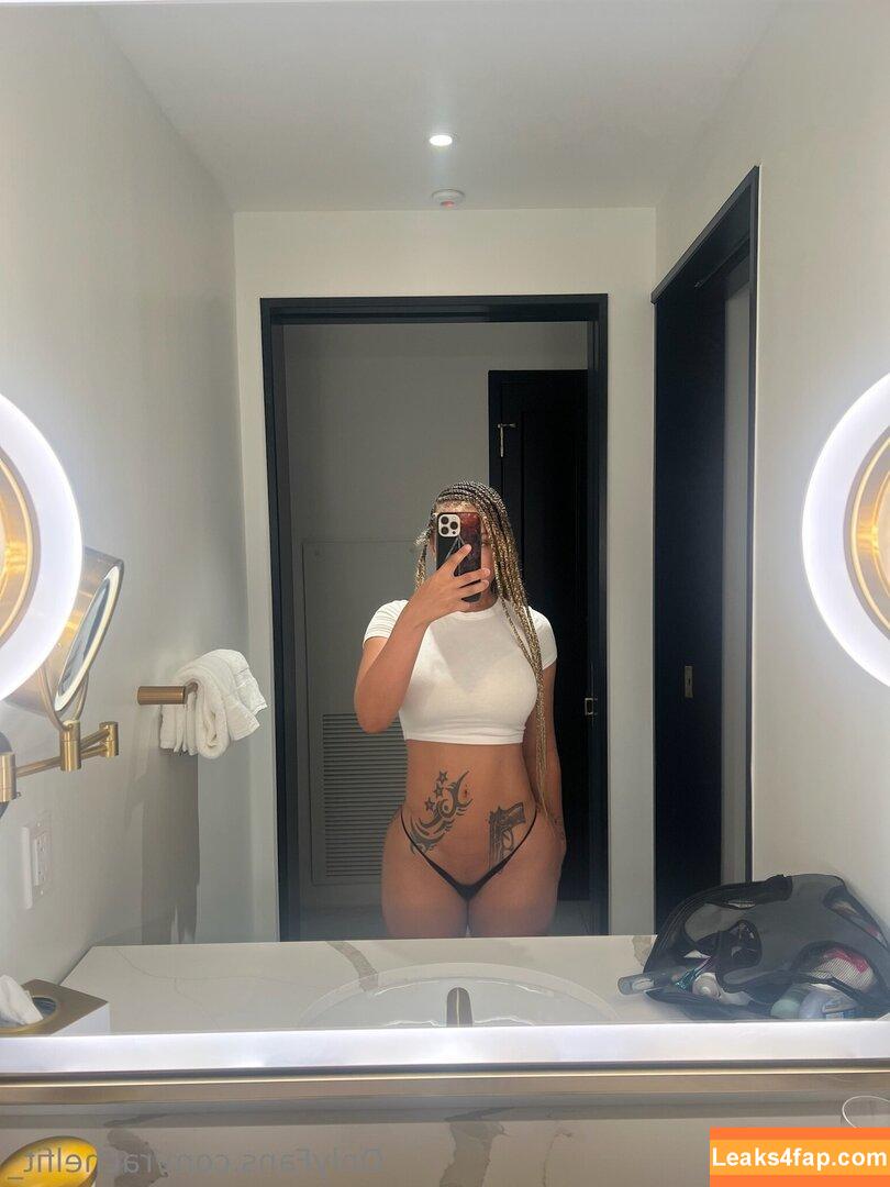 rachelfit_ / rachelfit__ leaked photo photo #0009