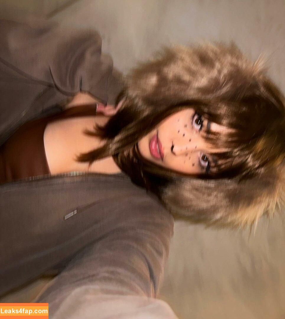 Valkyrae /  leaked photo photo #0213