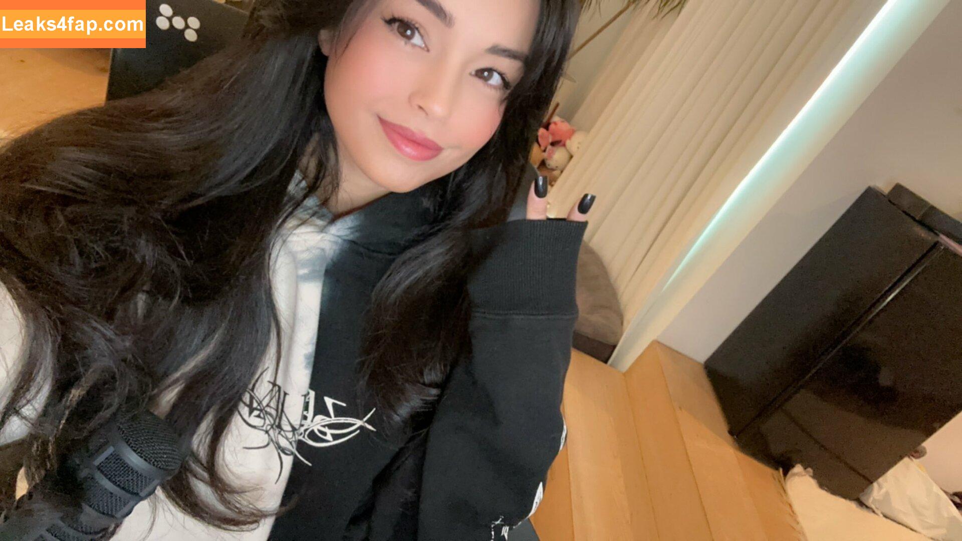 Valkyrae /  leaked photo photo #0364