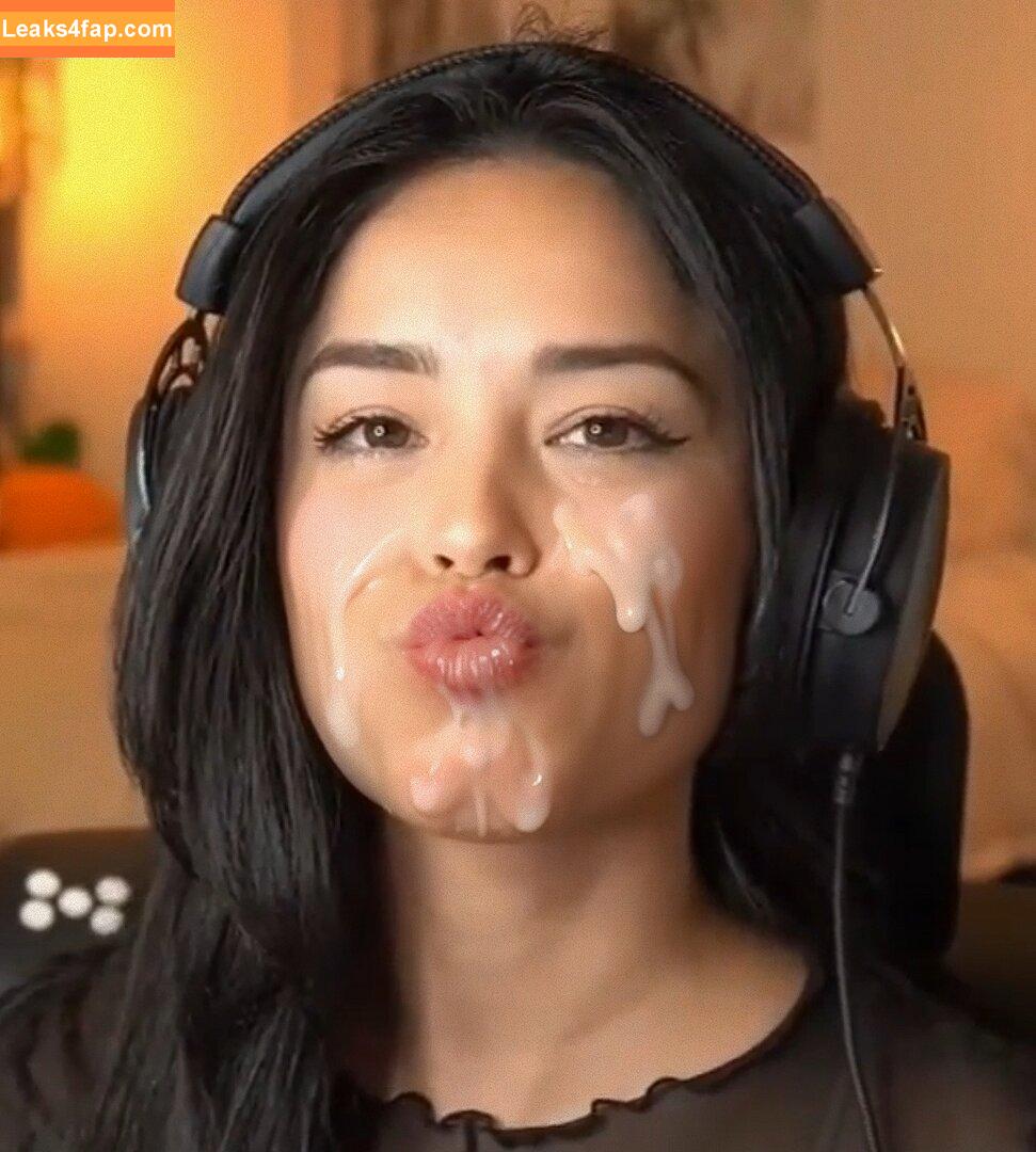 Valkyrae /  leaked photo photo #0400